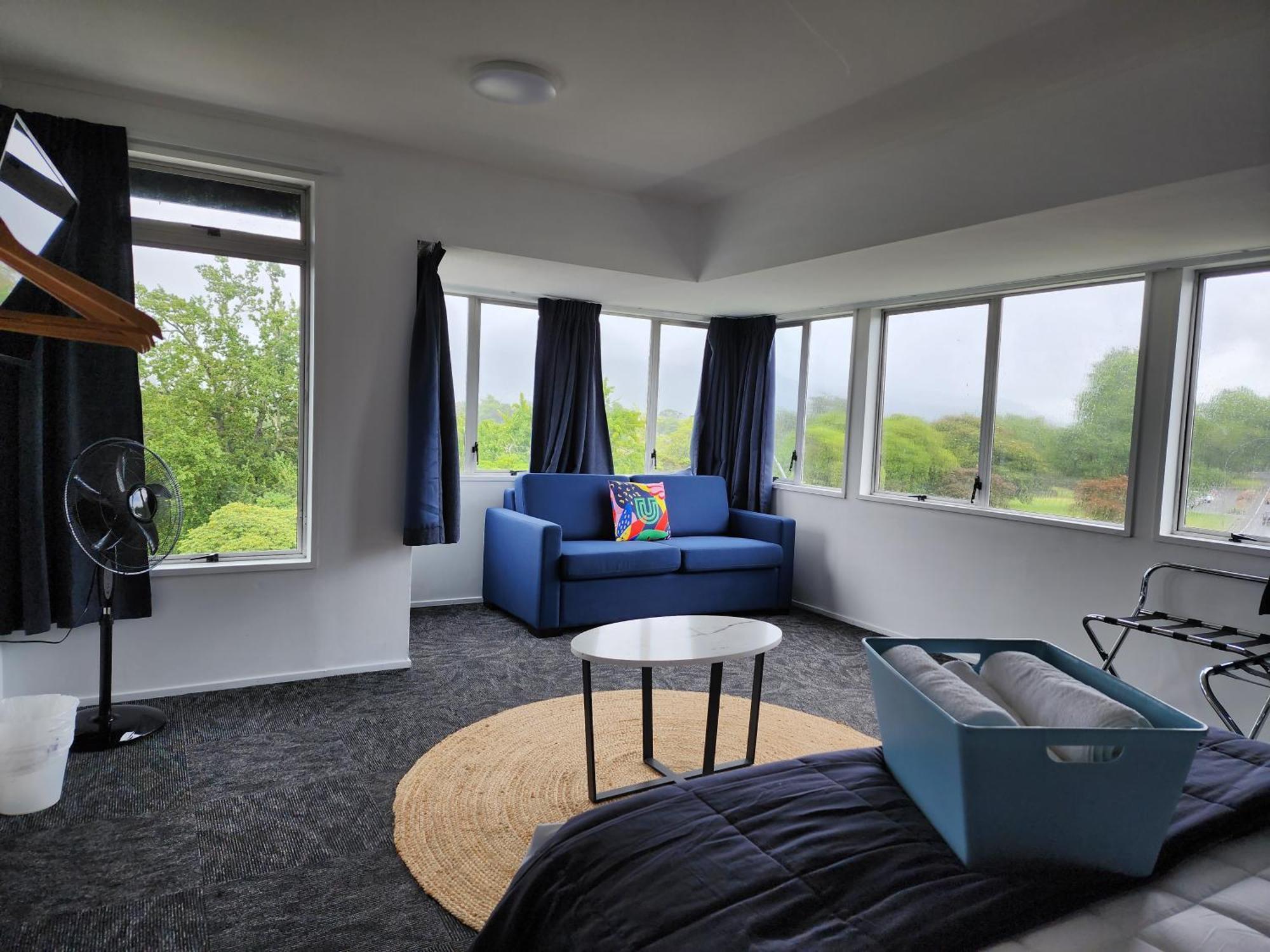 Urban Lounge Sleepery Hotel Rotorua Bagian luar foto