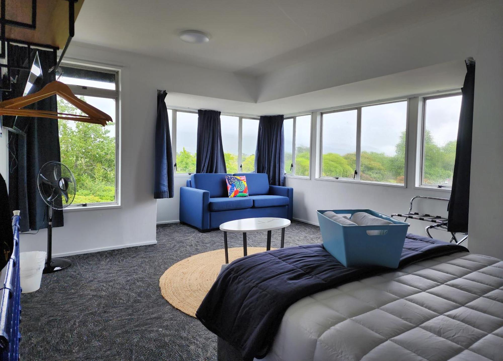 Urban Lounge Sleepery Hotel Rotorua Bagian luar foto