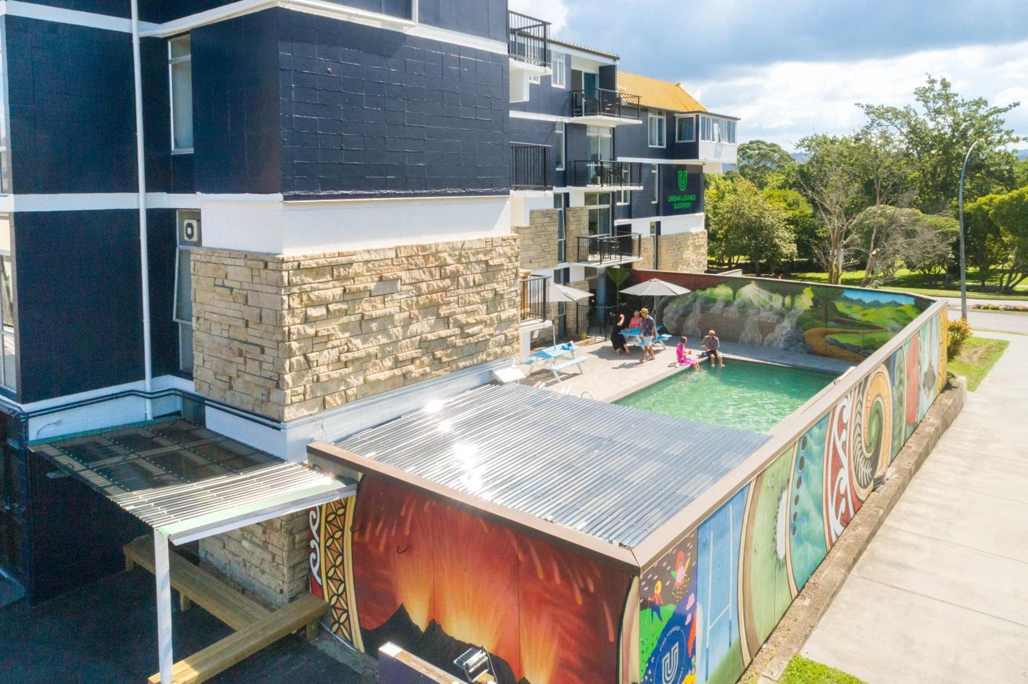Urban Lounge Sleepery Hotel Rotorua Bagian luar foto
