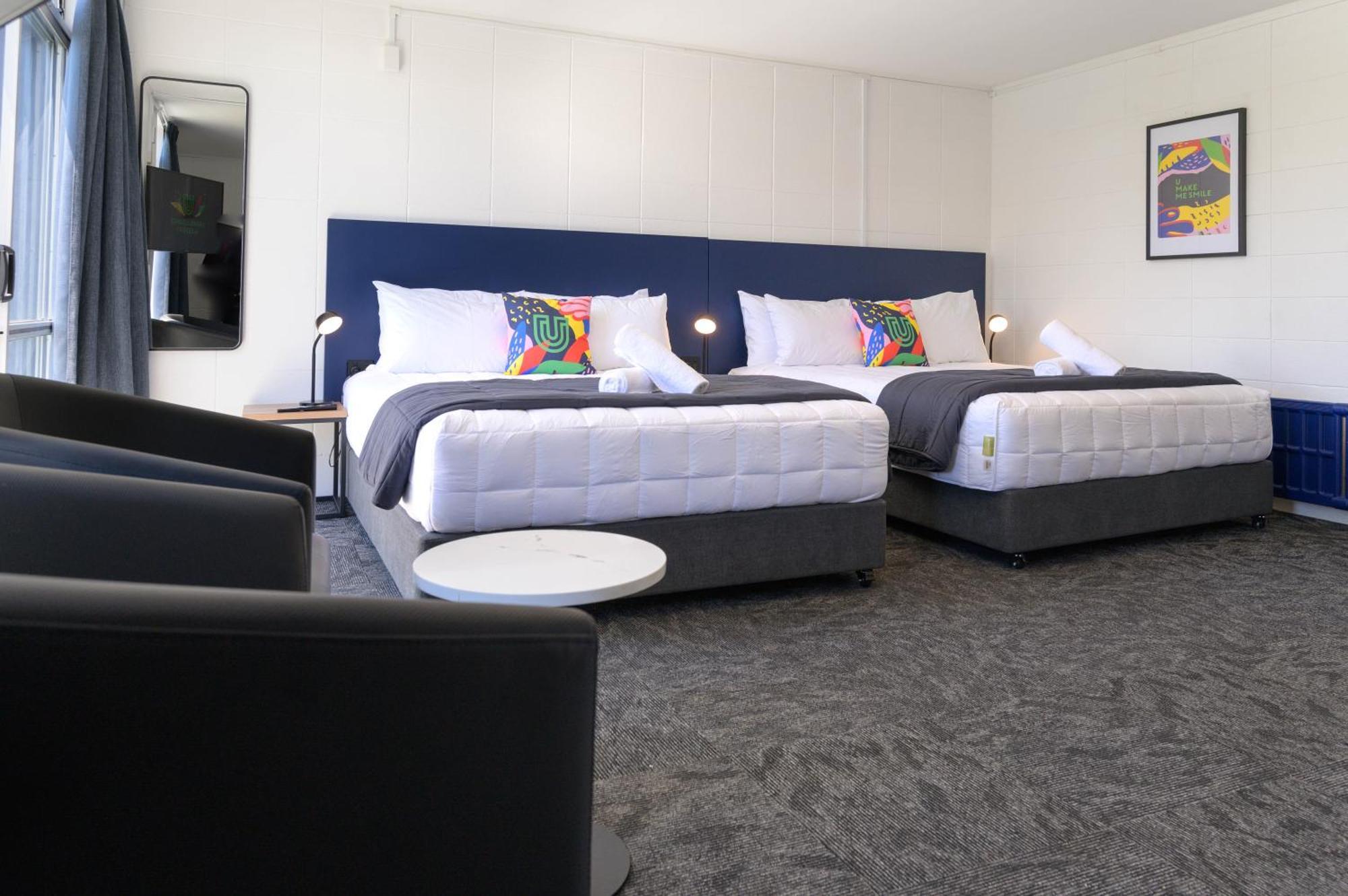 Urban Lounge Sleepery Hotel Rotorua Bagian luar foto