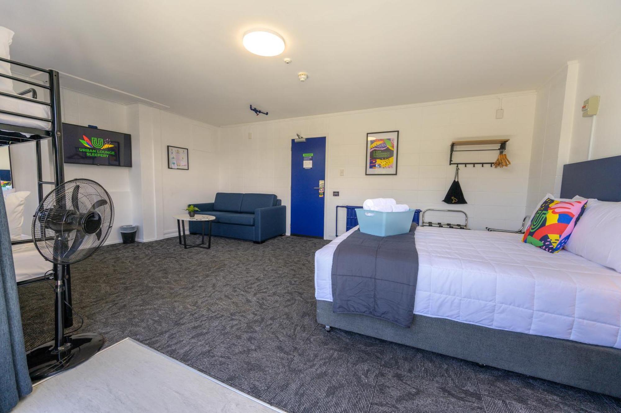 Urban Lounge Sleepery Hotel Rotorua Bagian luar foto